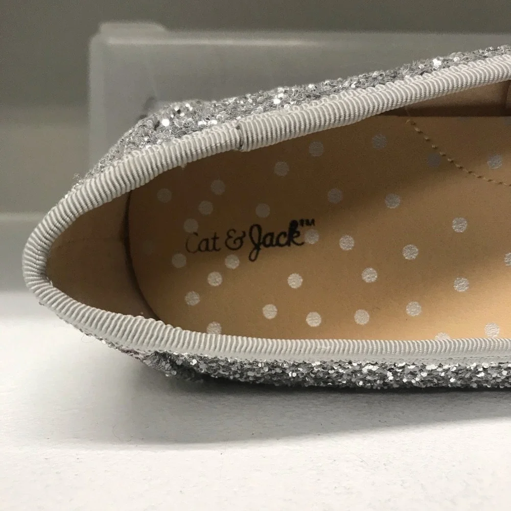 Cat & Jack Glitter Ballet Flats Girls 4 Silver Bow Sparkly Dress Shoes Holiday
